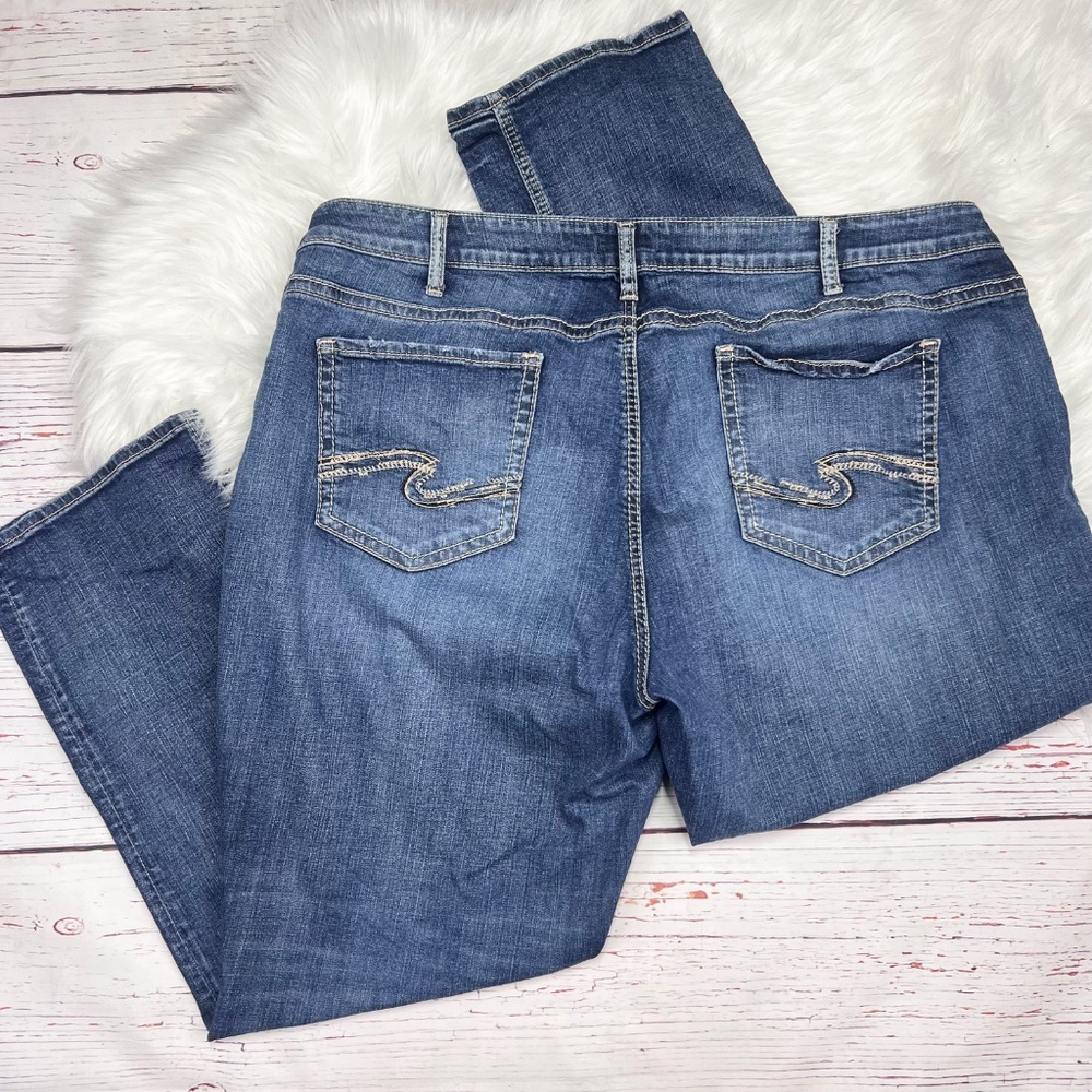 👖|•SILVER JEANS•| Suki Straight Jeans Size 24👖 - Picture 3 of 7